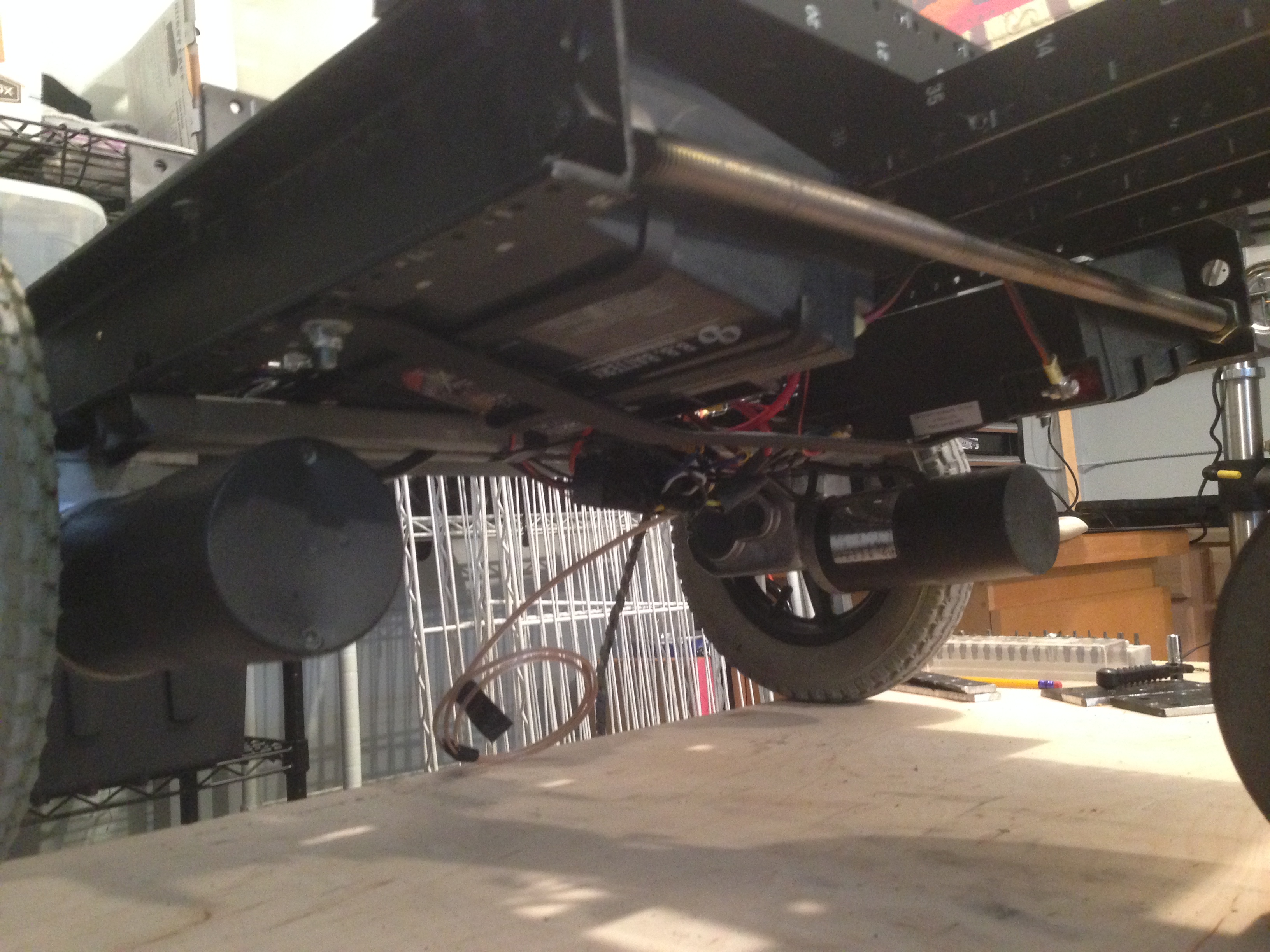 Gen 2 battery bracket installed