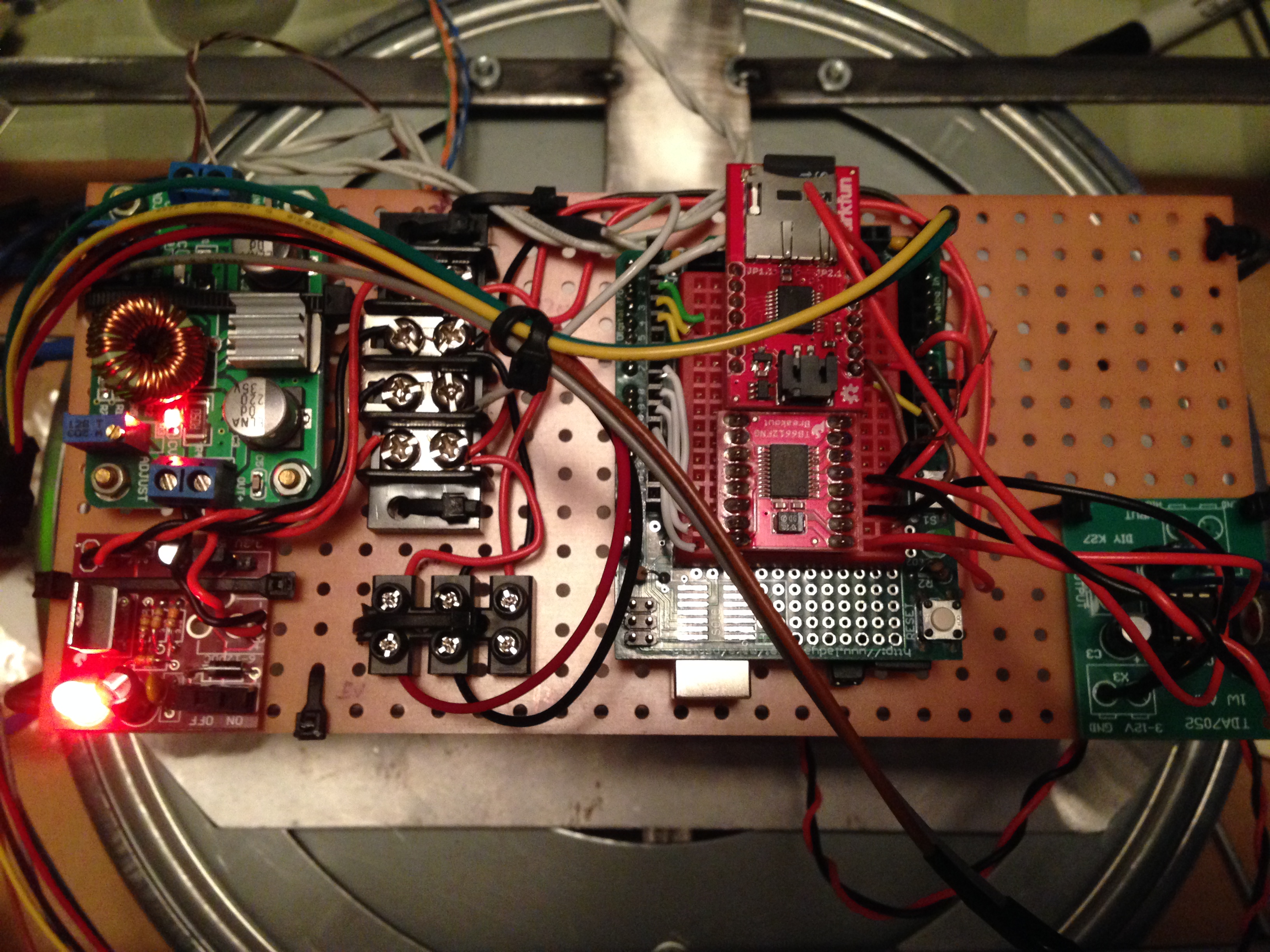 Gen 2 head electronics detail