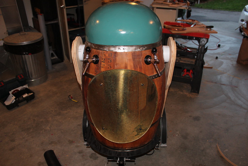 Green head mock-up